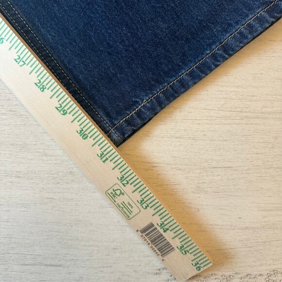 Levi's NWT Women's Low Pro Midrise Straight Relaxed Jeans Size 8 Size 30 - Picture 8 of 11